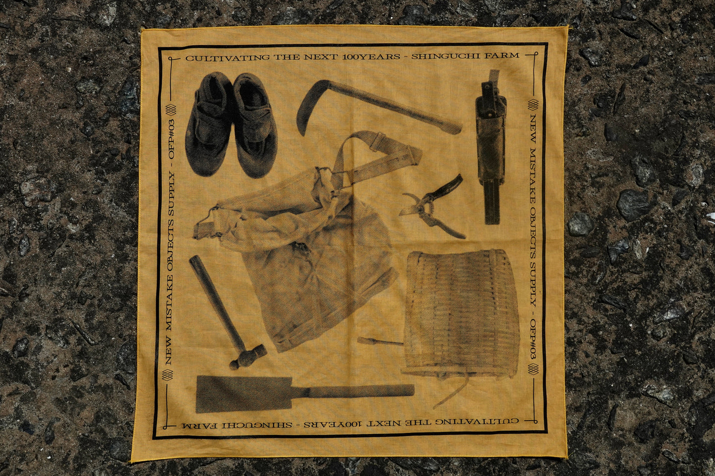 "CTN100Y"Bandana